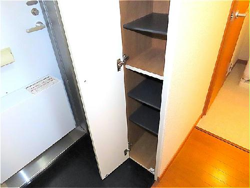 玄関　シューズボックスあり