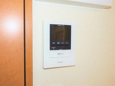 セキュリティ　モニター付きインターホンあり