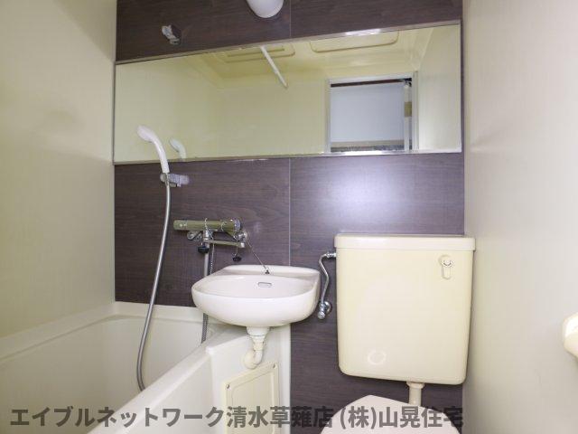洗面設備　スペースが確保できる洗面所です