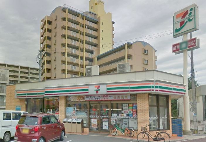 コンビニ　セブンイレブン小倉木町店（コンビニ）まで329m