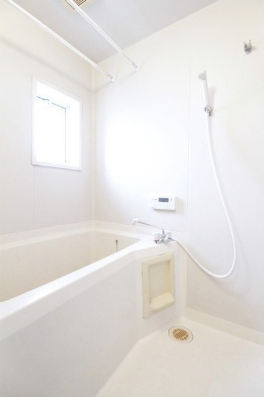 バス・シャワールーム　図面と現状に相違がある場合には現状を優先