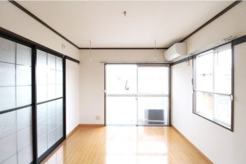 居室・リビング　図面と現状に相違がある場合には現状を優先