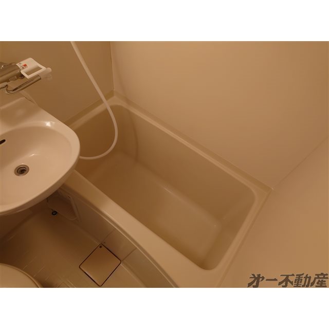 バス・シャワールーム　バスルーム