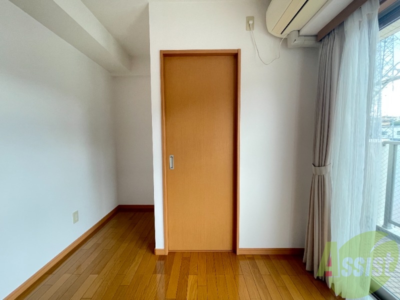 収納　収納はこちら。中の様子が気になりますね。