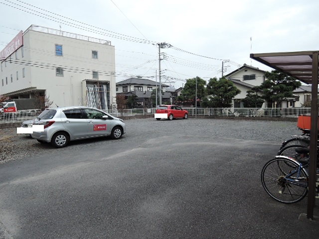 駐車場　敷地内駐車場（要空き確認）