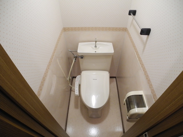 トイレ　※同間取りの別の階のお部屋の画像です※