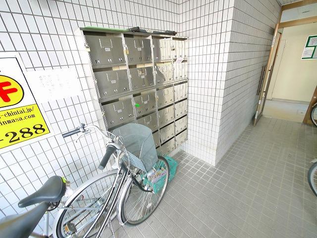 エントランス　清潔なエントランスです