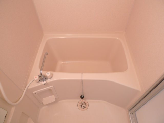 バス・シャワールーム　ゆったりお風呂は疲れも癒されますね※お部屋は別のお部屋です