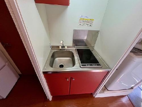 キッチン　設備・仕様は号室により異なる為、現状を優先いたします。