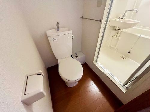 トイレ　設備・仕様は号室により異なる為、現状を優先いたします。