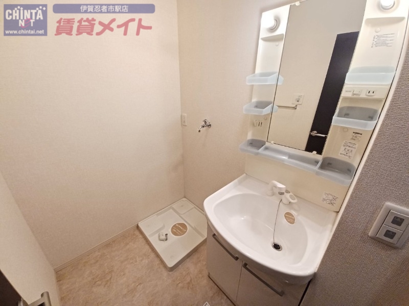 洗面設備　同物件別室の画像です