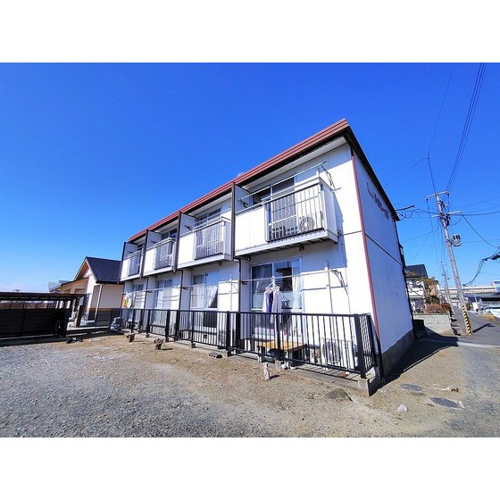 建物外観　鉄骨造２階建てアパート♪内装綺麗です。