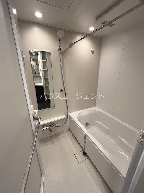 バス・シャワールーム　大きなお風呂です※別部屋参考