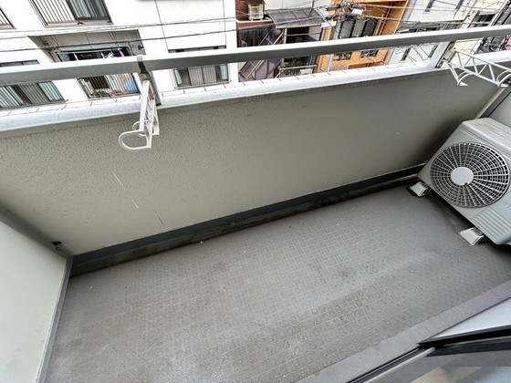 バルコニー　※別部屋の写真です