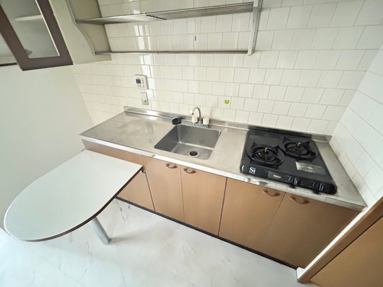 キッチン　※別部屋の写真です