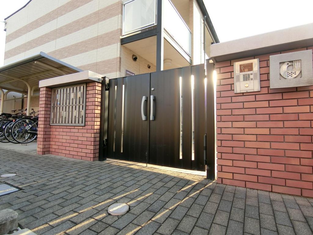 エントランス　エントランス