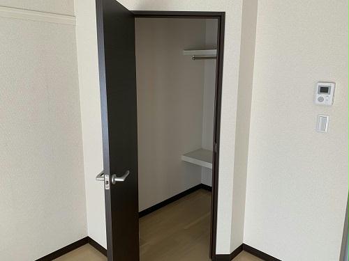 収納　クローゼット
