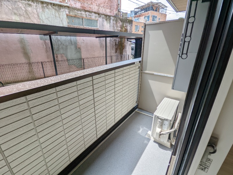 バルコニー　図面と現状に相違がある場合には現状を優先