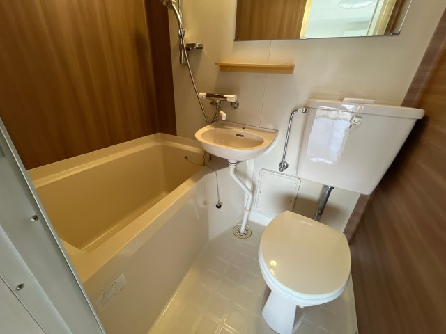 バス・シャワールーム