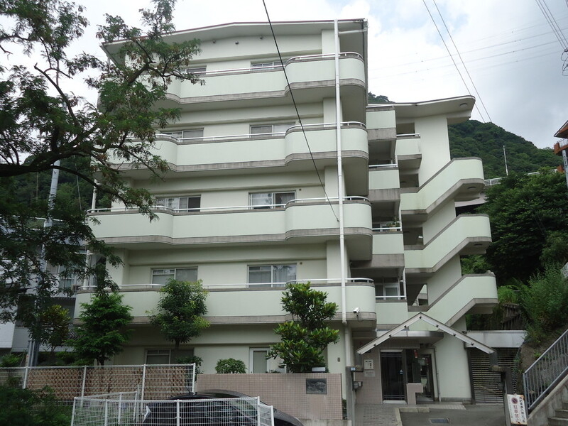 建物外観　灘区水車新田宮坂「メゾンドカスカード六甲」