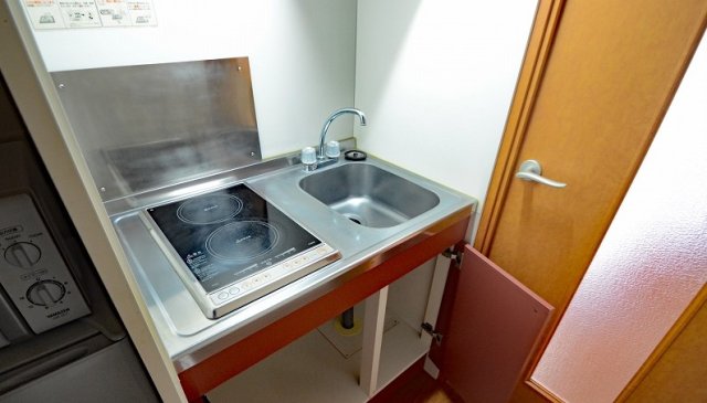 キッチン　写真は別号室です。