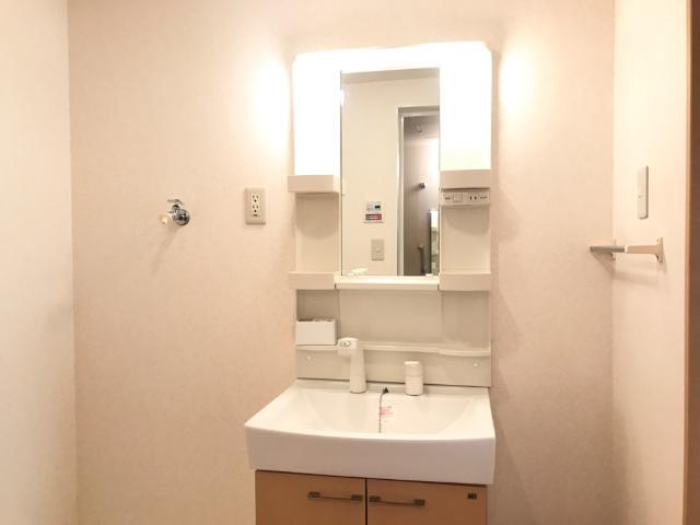 洗面設備　洗髪洗面化粧台