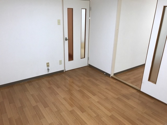 その他部屋・スペース　洋室６帖