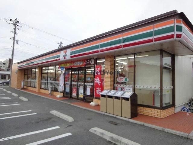 コンビニ　セブンイレブン山陽小野田日の出店（コンビニ）まで537m