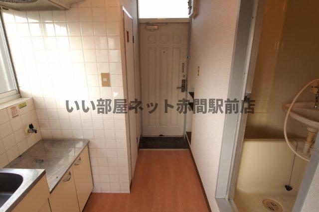 玄関　※同じタイプのお部屋写真です。現況優先 ※現況優先