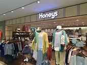 ショッピングセンター　ハニーズエスパル山形店（ショッピングセンター）まで734m