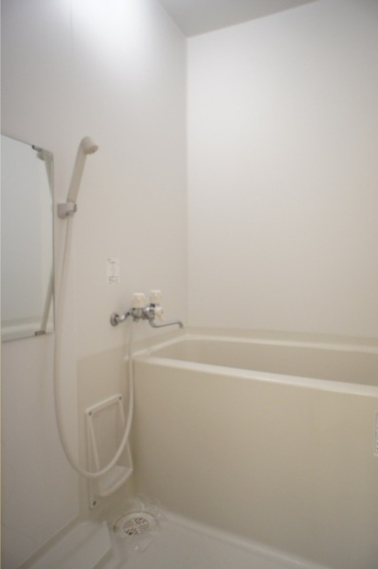 バス・シャワールーム　図面と現状に相違がある場合には現状を優先