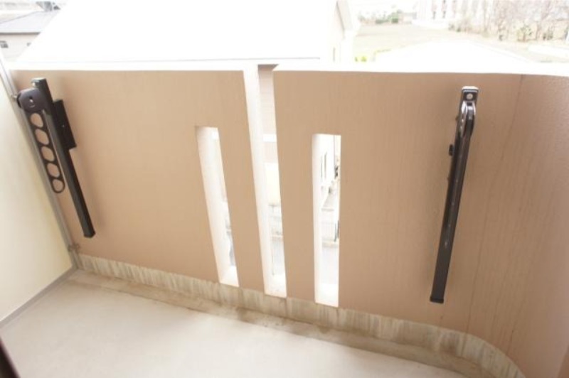 バルコニー　図面と現状に相違がある場合には現状を優先