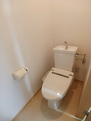 トイレ　トイレもきれいです