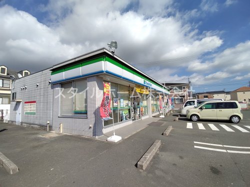 コンビニ　ファミリーマート 御津下佐脇店（コンビニ）まで500m