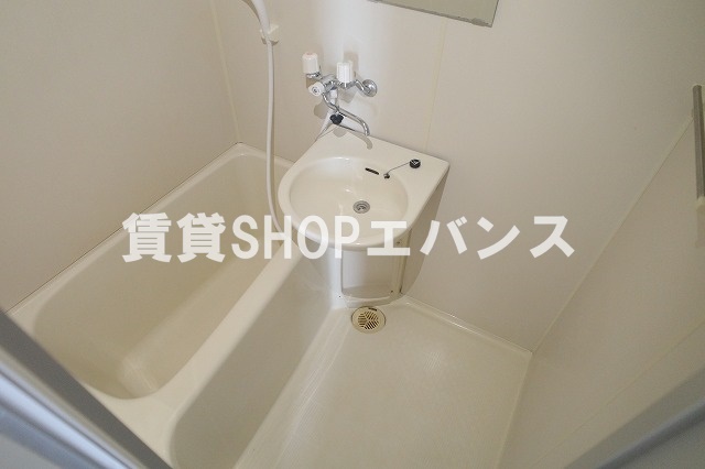 バス・シャワールーム　きれいなお風呂です