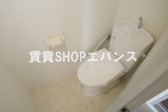 トイレ　落ち着いたトイレです