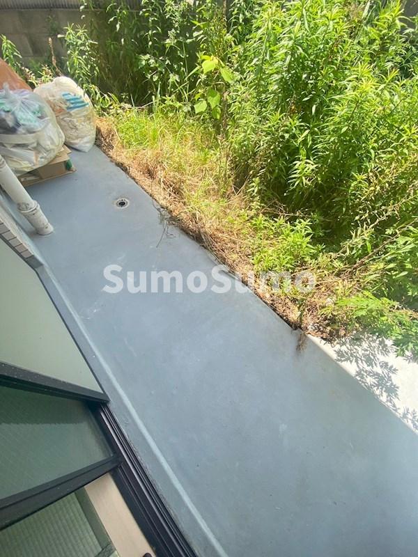 バルコニー　開放的で明るい空間を演出してくれるバルコニーです