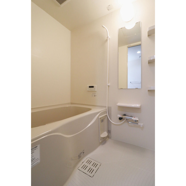 バス・シャワールーム　追い焚き機能付き