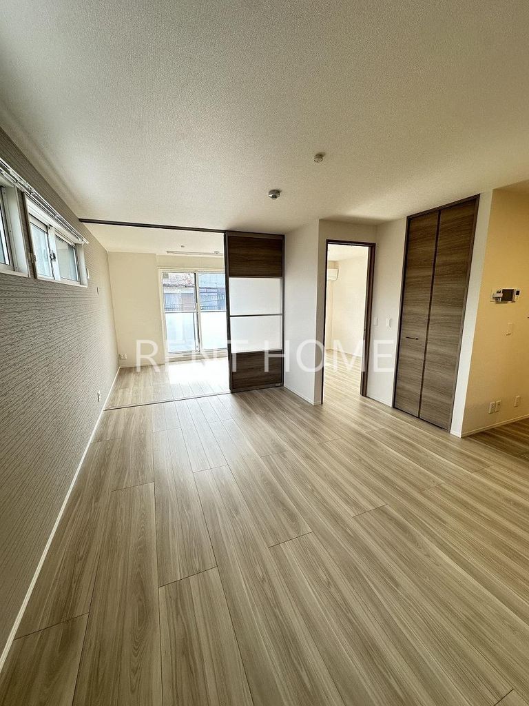 居室・リビング　リビング