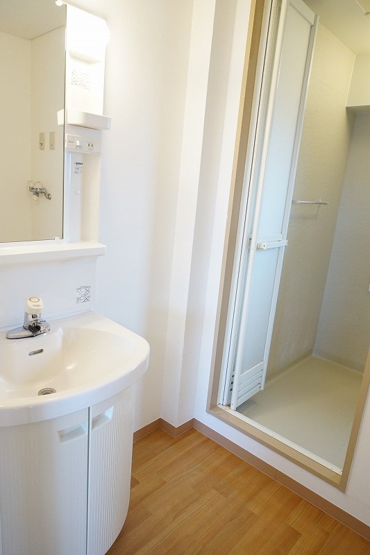 洗面設備　独立洗面台あります！朝の支度もバッチリ☆