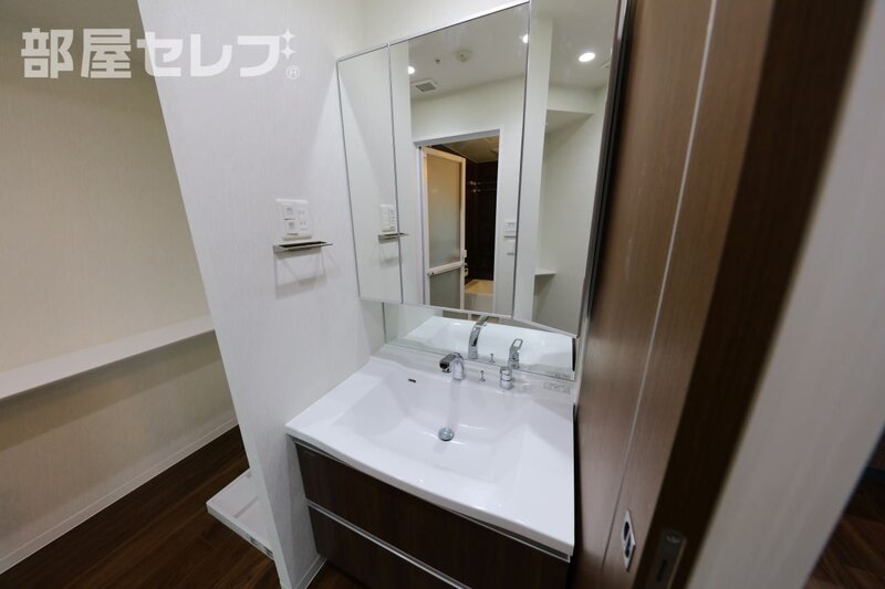 洗面設備　１２０４号室写真