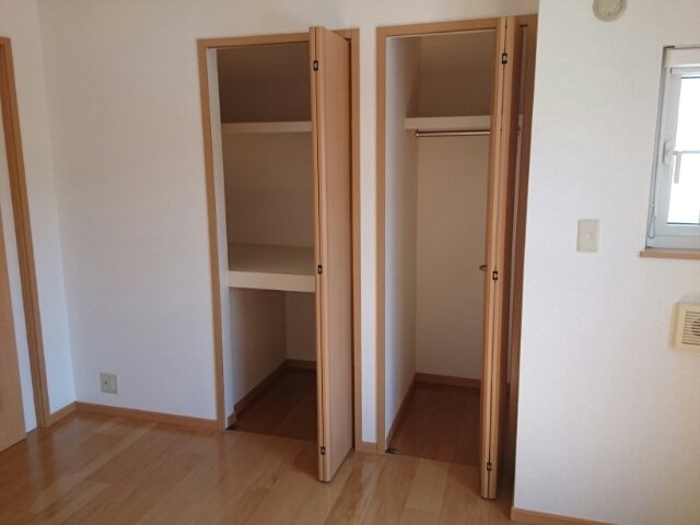 収納　たっぷりとした収納スペースです