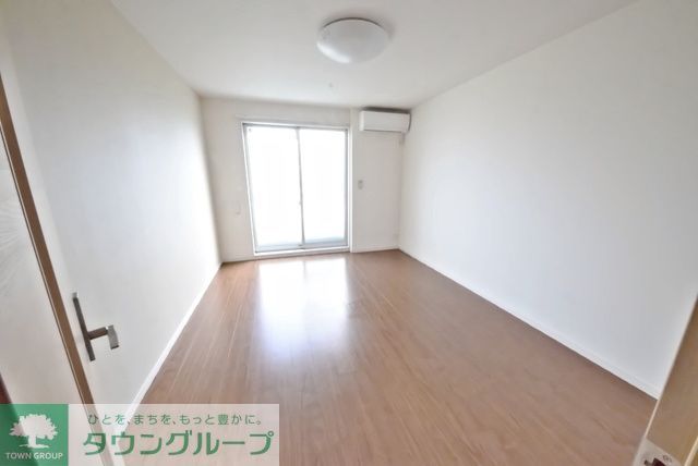居室・リビング　詳細はタウンハウジング千葉店まで！043-221-3600