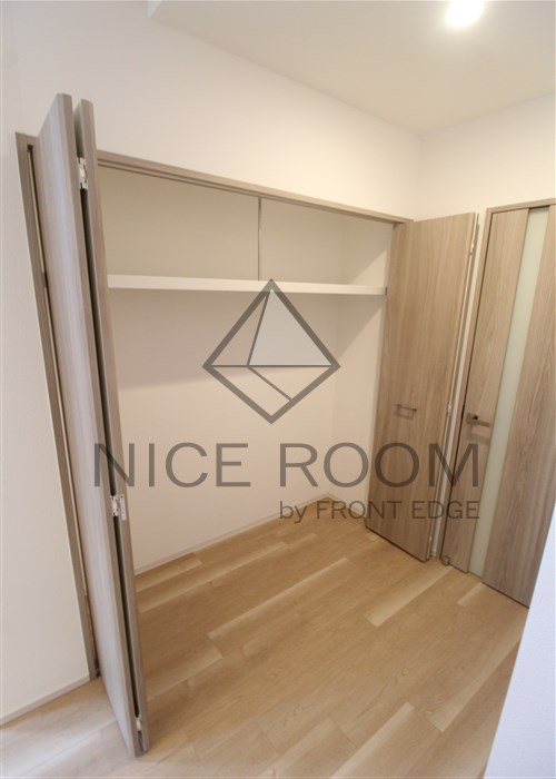 収納　スプランディッド中之島WEST　クローゼット