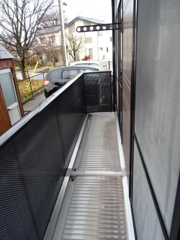 バルコニー　イメージ写真