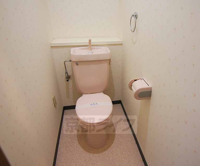 トイレ　洋式のトイレです。