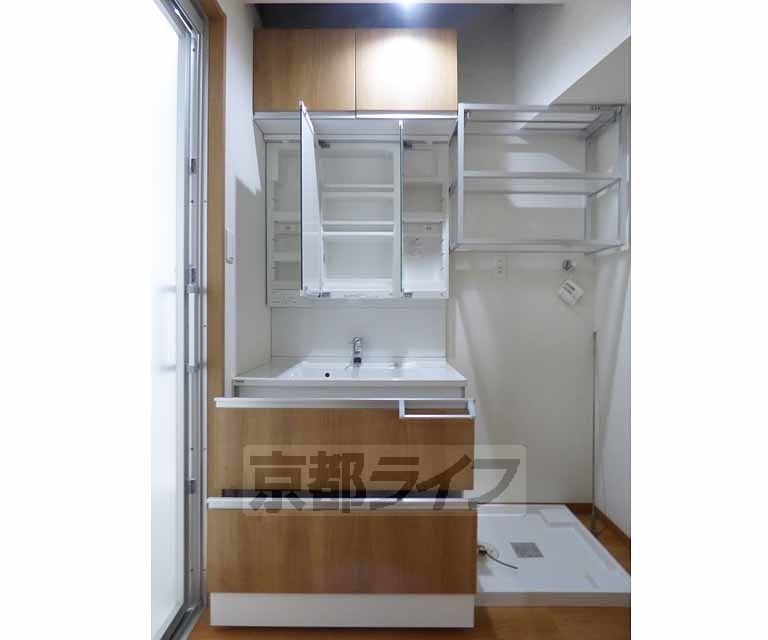 洗面設備　洗面台です。