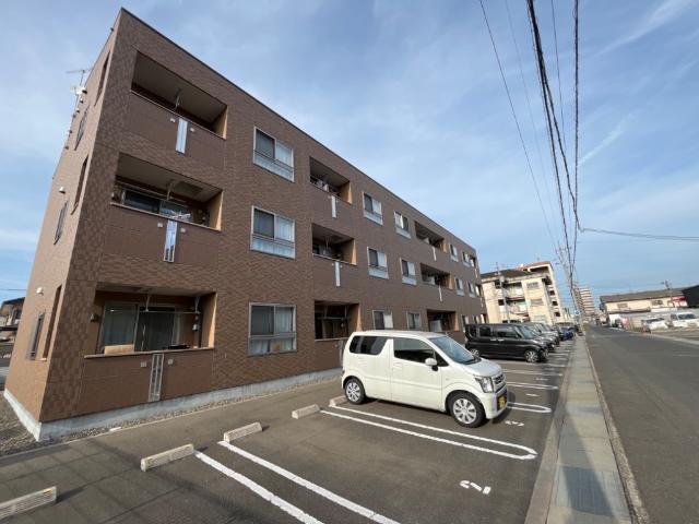 建物外観　外観写真（昼）