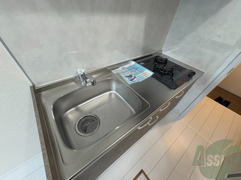 キッチン　キッチンには作業場もあります。料理も捗りますね。