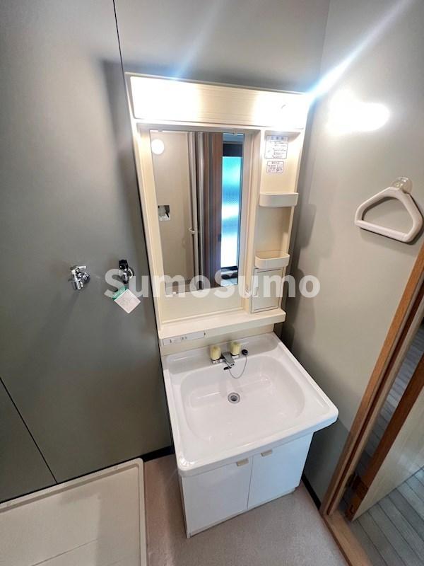 洗面設備　広い洗面スペース